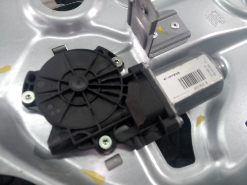 Recambio de elevalunas trasero derecho para hyundai ix35 style 2wd referencia OEM IAM 834802Y010  P2-B4-7