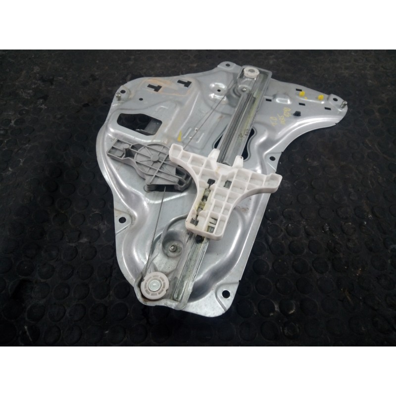 Recambio de elevalunas trasero derecho para hyundai ix35 style 2wd referencia OEM IAM 834802Y010  P2-B4-7