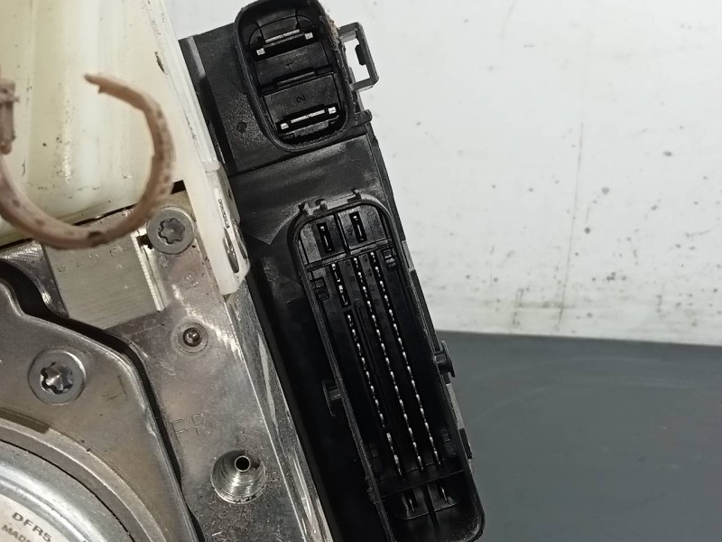 Recambio de abs para mazda cx-30 selection 2wd referencia OEM IAM DFR5439A0B  P3-B8-23-5