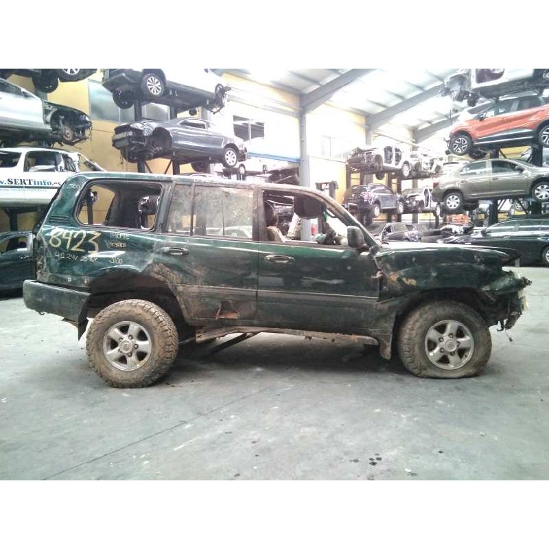 toyota land cruiser (j10) del año 2000