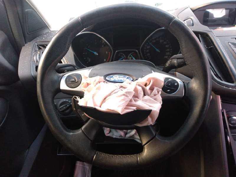 Recambio de volante para ford kuga (cbs) trend referencia OEM IAM 1865411  