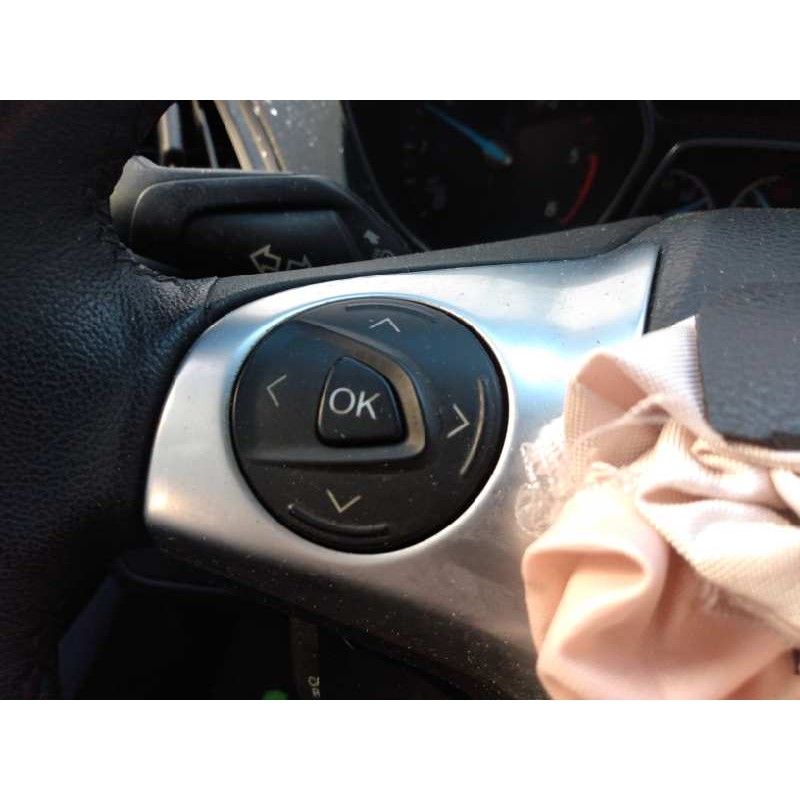 Recambio de volante para ford kuga (cbs) trend referencia OEM IAM 1865411  