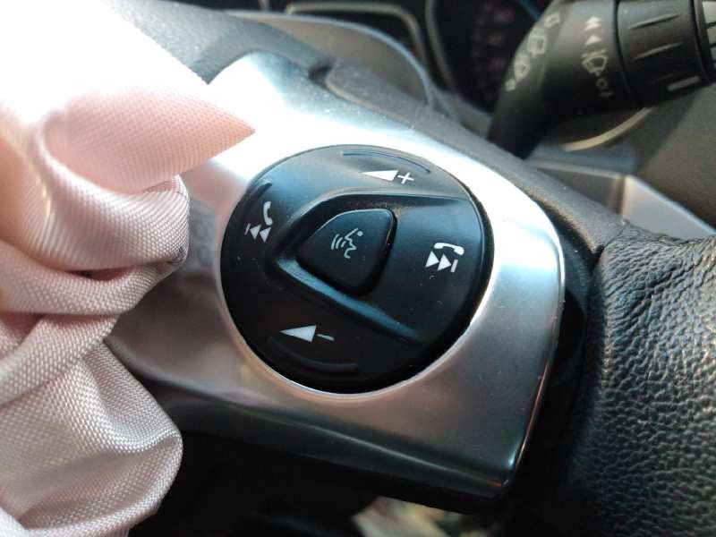 Recambio de volante para ford kuga (cbs) trend referencia OEM IAM 1865411  