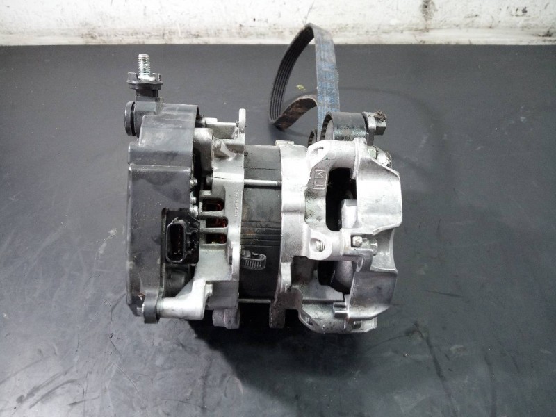 Recambio de alternador para mazda cx-30 selection 2wd referencia OEM IAM C3TB5291A  P3-B6-8-3