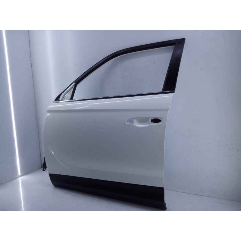 Recambio de puerta delantera izquierda para ssangyong korando crystal 4x2 referencia OEM IAM   E4-B4-13