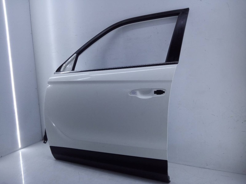 Recambio de puerta delantera izquierda para ssangyong korando crystal 4x2 referencia OEM IAM   E4-B4-13