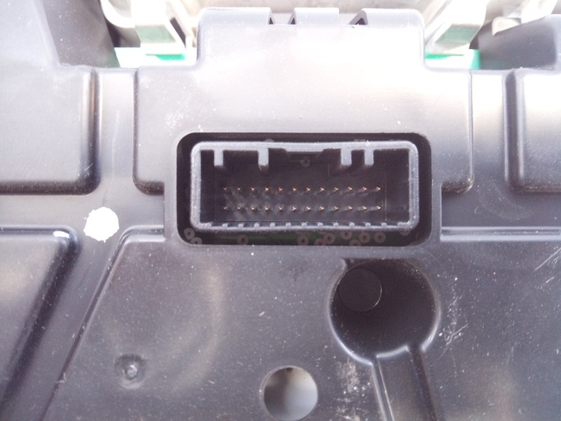 Recambio de cuadro instrumentos para renault clio iv limited referencia OEM IAM 248105397R  E2-A1-23-3