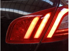 PILOTO TRASERO DERECHO PORTON 