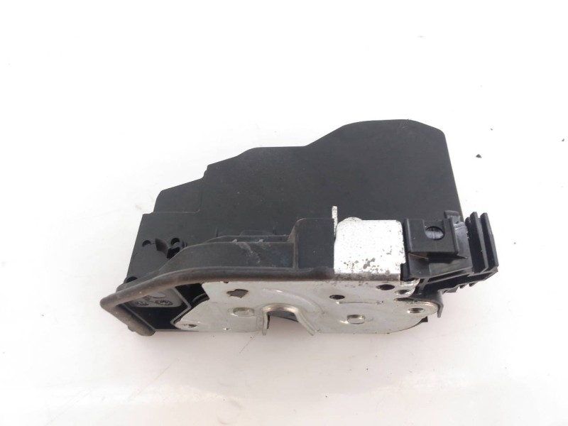 Recambio de cerradura puerta trasera derecha para bmw x5 (e70) xdrive30d referencia OEM IAM   E1-A3-32-2