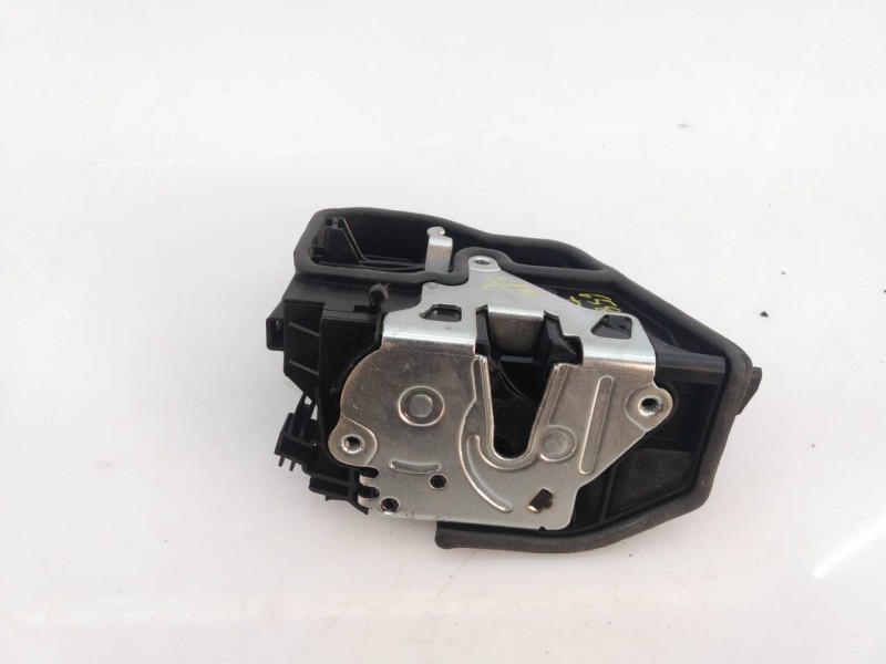 Recambio de cerradura puerta trasera derecha para bmw x5 (e70) xdrive30d referencia OEM IAM   E1-A3-32-2