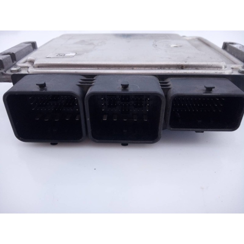 Recambio de centralita motor uce para ford fiesta (ccn) trend referencia OEM IAM DA6A12650ME  E3-B3-30-3