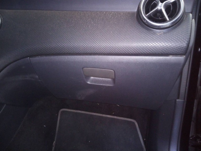 Recambio de guantera para mercedes-benz clase a (w176) a 180 cdi blueefficiency (176.012) referencia OEM IAM   