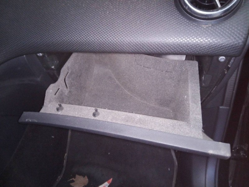 Recambio de guantera para mercedes-benz clase a (w176) a 180 cdi blueefficiency (176.012) referencia OEM IAM   