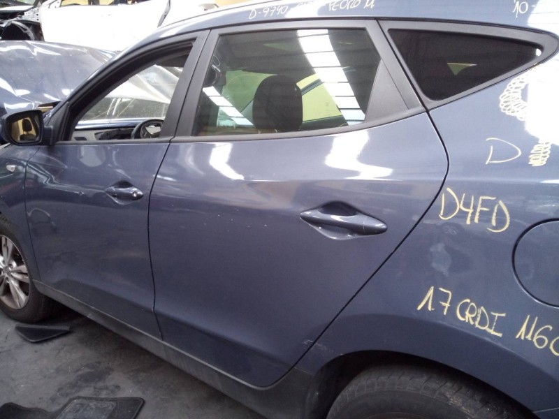Recambio de puerta trasera izquierda para hyundai ix35 style 2wd referencia OEM IAM   
