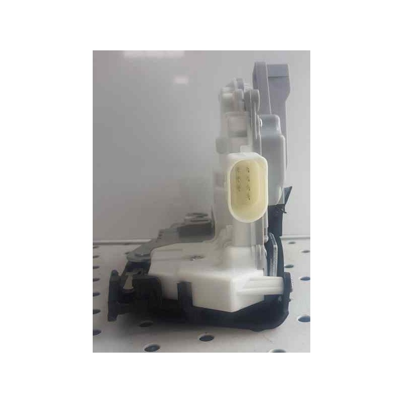 Recambio de cerradura puerta trasera izquierda para universal cerradura trasera izquierda seat/vw/skoda referencia OEM IAM 1P083
