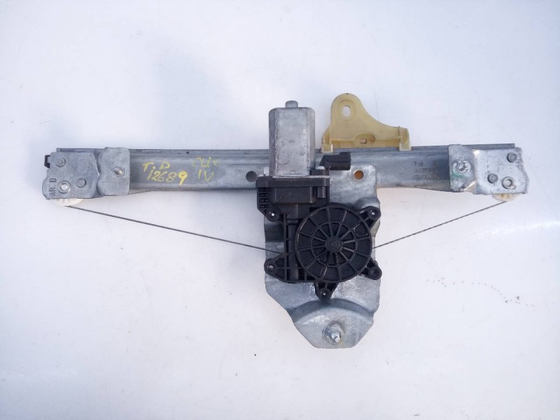 Recambio de elevalunas trasero derecho para renault clio iv limited referencia OEM IAM 128001471B 9030319C E1-A1-32-2