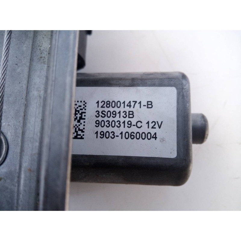 Recambio de elevalunas trasero derecho para renault clio iv limited referencia OEM IAM 128001471B 9030319C E1-A1-32-2