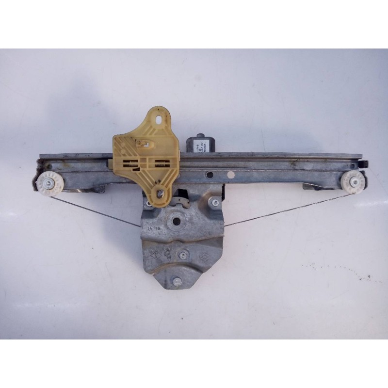 Recambio de elevalunas trasero derecho para renault clio iv limited referencia OEM IAM 128001471B 9030319C E1-A1-32-2