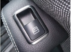 MANDO ELEVALUNAS TRASERO DERECHO 