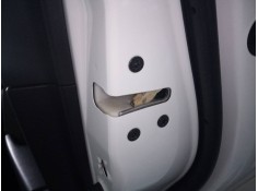 CERRADURA PUERTA TRASERA DERECHA 