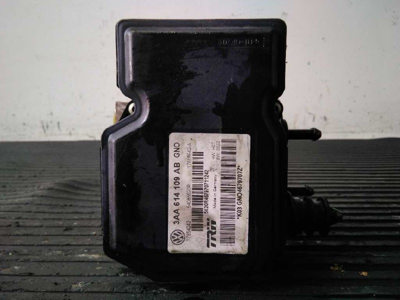 Recambio de abs para volkswagen passat variant (365) edition bluemotion referencia OEM IAM 3AA614109AA NA6271664 P3-A8-4-2