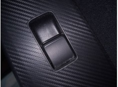 MANDO ELEVALUNAS TRASERO DERECHO 