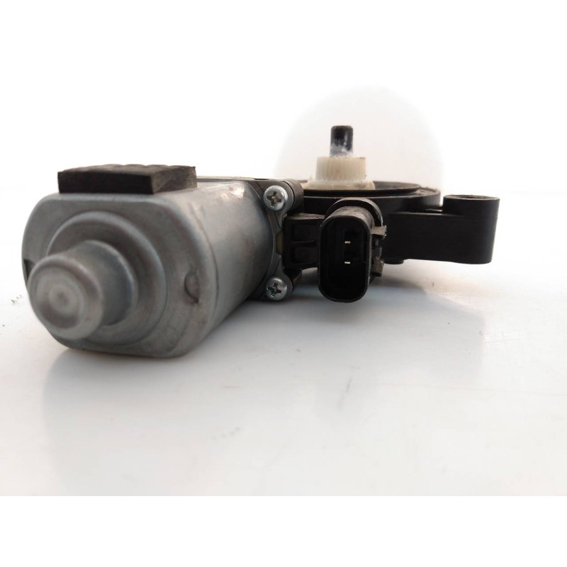 Recambio de motor elevalunas trasero izquierdo para kia sportage drive 2wd referencia OEM IAM 83450F1000  E2-B5-15-2