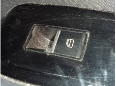 MANDO ELEVALUNAS DELANTERO DERECHO 