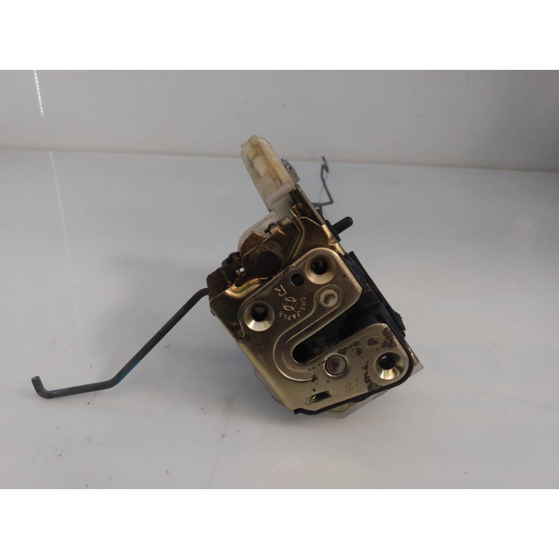 Recambio de cerradura puerta trasera derecha para nissan x-trail (t30) elegance referencia OEM IAM 8055240300  E2-A4-10-1