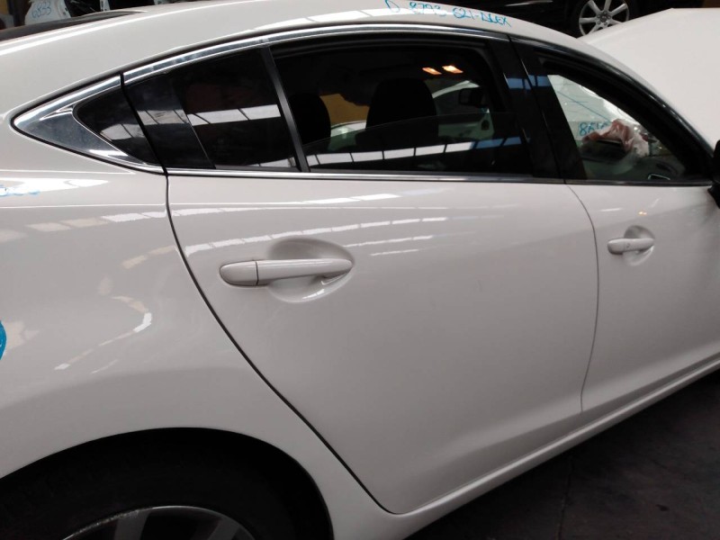 Recambio de puerta trasera derecha para mazda 6 lim. (gh)(.2012) style referencia OEM IAM   