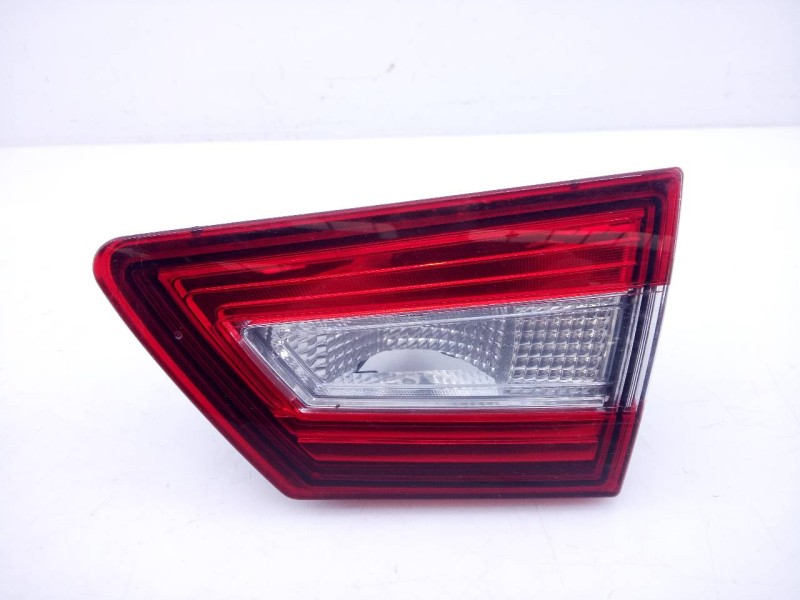 Recambio de piloto trasero derecho porton para renault clio iv limited referencia OEM IAM   E1-A1-27-1