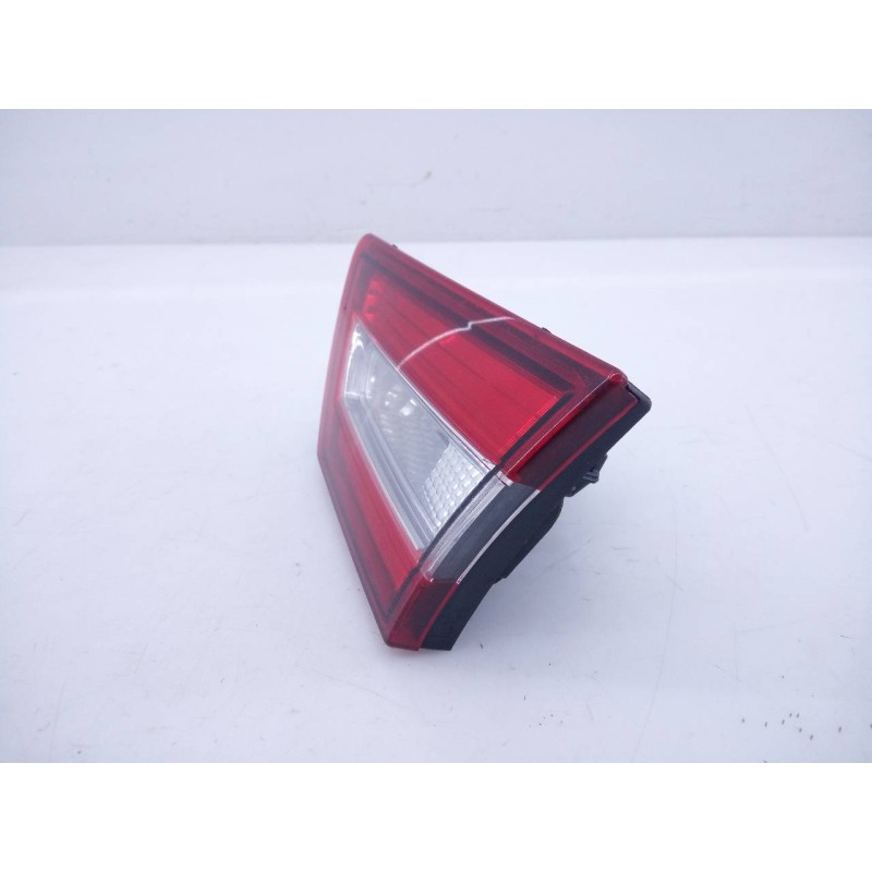 Recambio de piloto trasero derecho porton para renault clio iv limited referencia OEM IAM   E1-A1-27-1