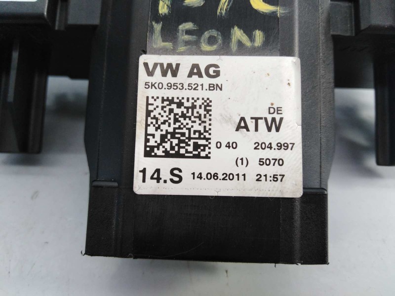 Recambio de mando intermitentes para seat leon (1p1) reference copa referencia OEM IAM 5K0953521  E2-A1-3-8