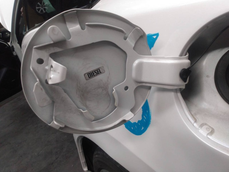 Recambio de tapa exterior combustible para mazda 6 lim. (gh)(.2012) style referencia OEM IAM   