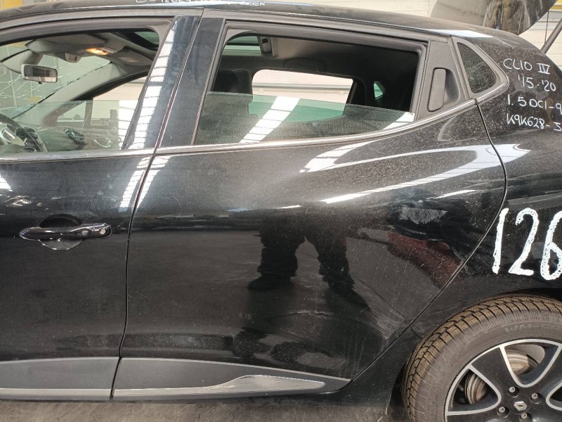 Recambio de puerta trasera izquierda para renault clio iv limited referencia OEM IAM   