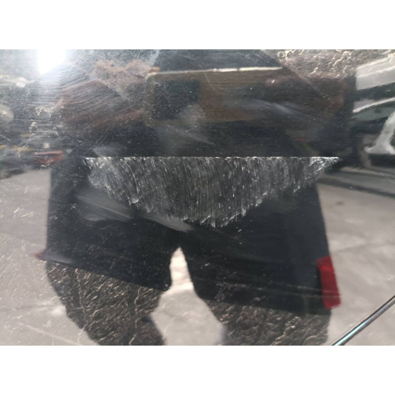 Recambio de puerta trasera izquierda para renault clio iv limited referencia OEM IAM   