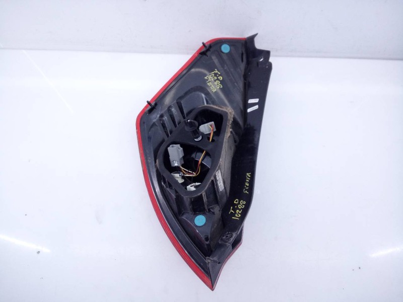 Recambio de piloto trasero derecho para ford fiesta (ccn) trend referencia OEM IAM   E2-B3-43-1