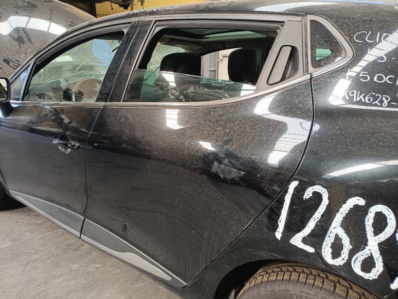 Recambio de puerta trasera izquierda para renault clio iv limited referencia OEM IAM   