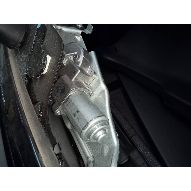 Recambio de motor limpia trasero para mazda cx-30 selection 2wd referencia OEM IAM   