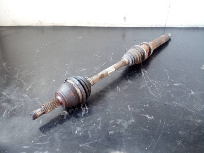 Recambio de transmision delantera derecha para ford fiesta (ccn) trend referencia OEM IAM 8V513B436CD  P1-B6-37