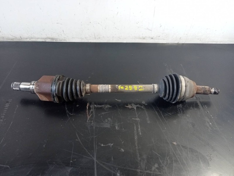 Recambio de transmision delantera izquierda para ford fiesta (ccn) trend referencia OEM IAM 8V513B437CC  P1-B6-38