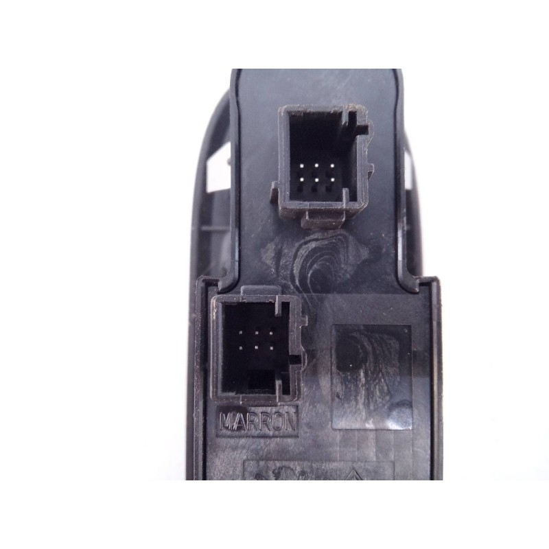 Recambio de mando elevalunas delantero izquierdo para peugeot 508 allure hybrid4 referencia OEM IAM 98026370ZD  E3-B2-25-3