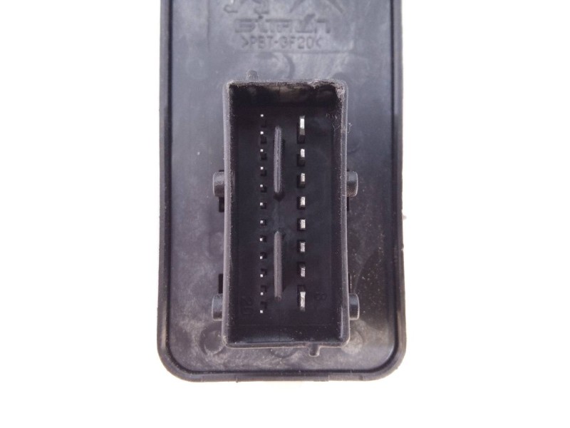 Recambio de mando elevalunas delantero izquierdo para peugeot 508 allure hybrid4 referencia OEM IAM 98026370ZD  E3-B2-25-3