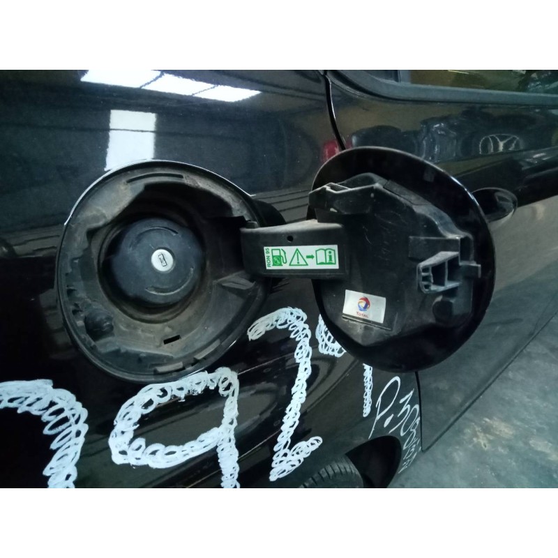 Recambio de tapa exterior combustible para peugeot 308 active referencia OEM IAM   