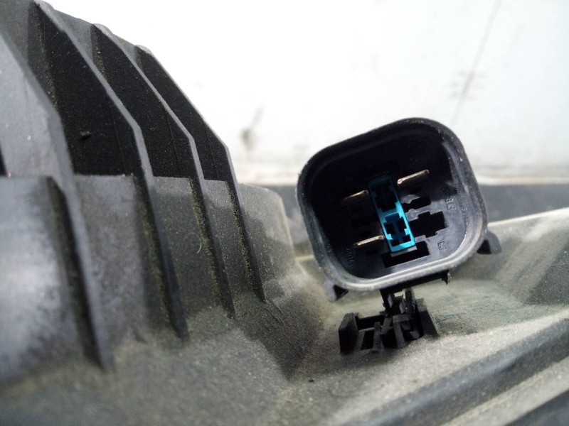 Recambio de electroventilador para bmw x1 (e84) sdrive 18d referencia OEM IAM 67327588974 5020606 P2-B8-13