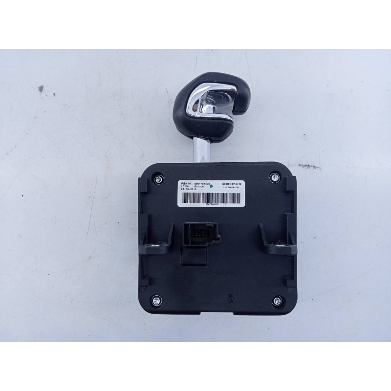 Recambio de palanca cambio para peugeot 508 allure hybrid4 referencia OEM IAM 9801784480 61739G09 E3-B2-24-3