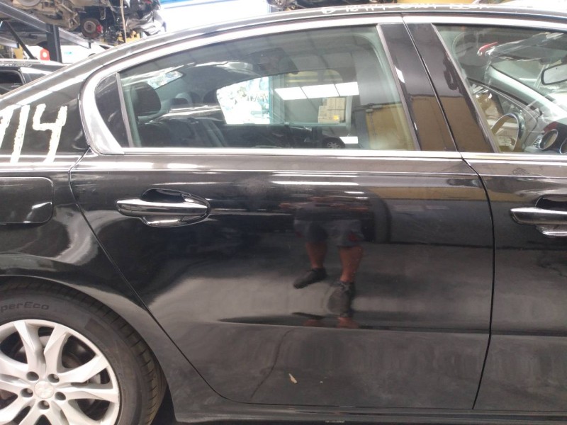 Recambio de puerta trasera derecha para peugeot 508 allure hybrid4 referencia OEM IAM   