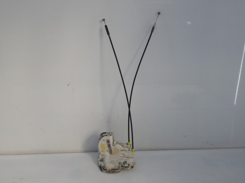 Recambio de cerradura puerta trasera derecha para suzuki vitara 1.6 ddis gle 4x4 referencia OEM IAM 8239154P00 5A050327 E2-A3-55