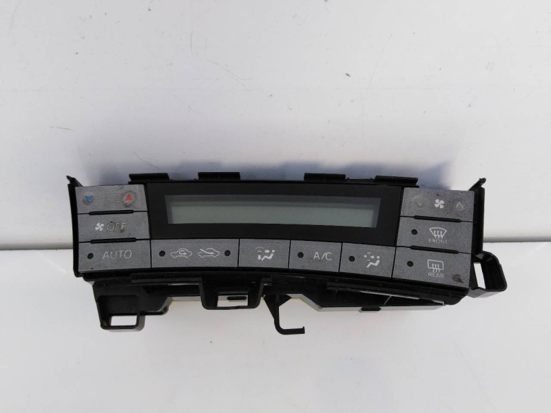 Recambio de mando climatizador para toyota prius (nhw30) plug-in hybrid advance referencia OEM IAM 7063Z24 5590047071 E2-A2-49-2