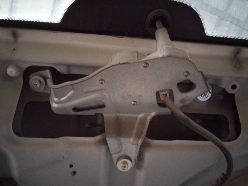 Recambio de motor limpia trasero para nissan x-trail (t31) se referencia OEM IAM A4442129 28710 